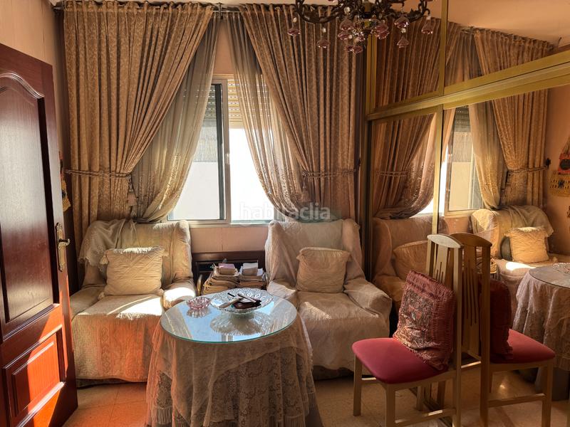 Foto 3c9adcb2-7858-47ea-afc5-35ea3047a602. Pis a calle san hermenegildo 6 a San Julián Sevilla