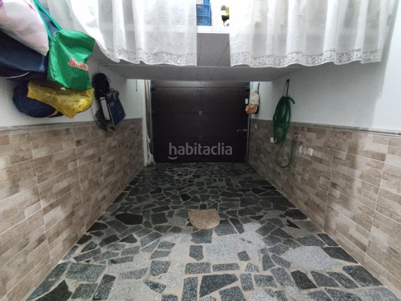 Foto e8f2957d-4bf2-4846-ba56-31790e0b2a89. Casa a schiera con riscaldamento parcheggio in Burguillos del Cerro