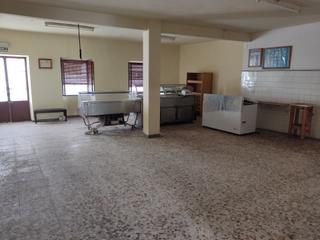 Local commercial  N/a. Local comercial