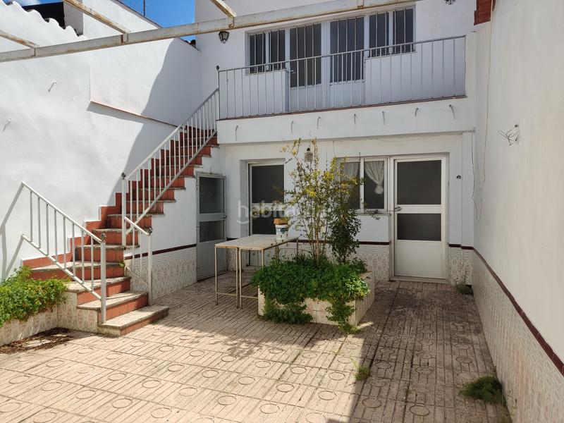 Foto f3261964-0923-4d11-804c-f39cc5d3f07e. Casa in Burguillos del Cerro