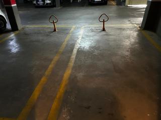 Location Parking voiture  Calle josé rodríguez. Plaza de garaje subterránea la algaba