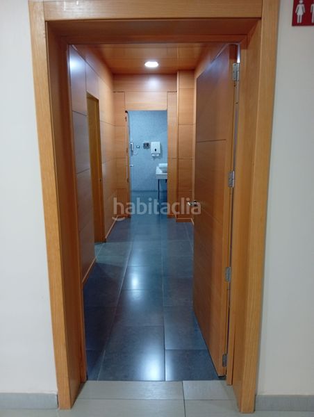 Foto 1dd988cd-ca3c-4f4a-b10c-cb55ba2fe586. Oficina a Salteras