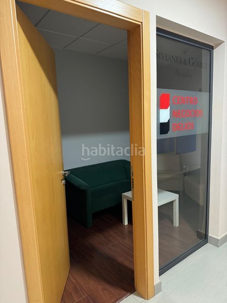 Foto 7e2da6e3-c3cb-446b-aaa8-30b6804478c0. Oficina a Salteras