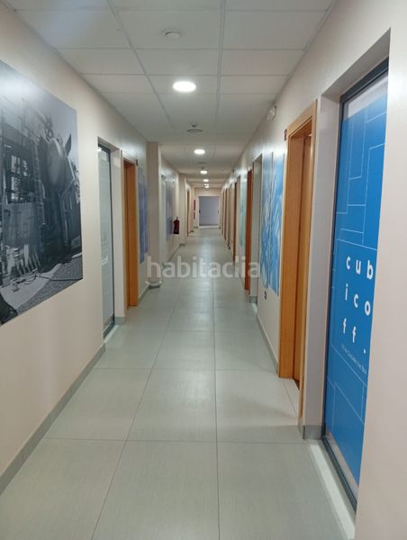 Foto 9fb5e981-7c30-4624-88c5-d425a96565d2. Oficina a Salteras