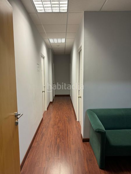 Foto d4694a9e-ed51-4d2a-a071-193a2b52ea21. Oficina a Salteras
