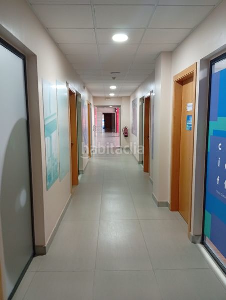 Foto f3a322ae-648d-4601-9596-5ccc4335f7db. Oficina a Salteras