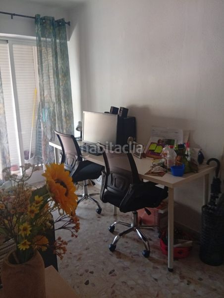 Foto f2056bd2-e881-4b37-bd4d-aa5c7dd14ad7. Pis a Centro - Barriada Mallorca Camas