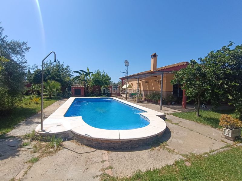 Foto 0db79086-11b2-4ade-a2b5-98bcd9a6d939. Xalet amb piscina a Pilas