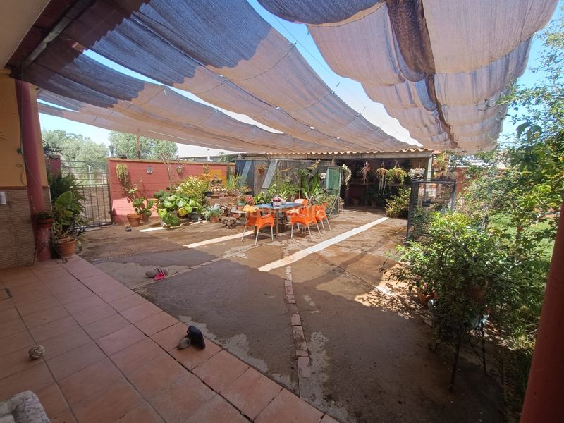 Foto 5f2cf6eb-456a-40e3-8b17-f9f91a4d691e. Xalet amb piscina a Pilas