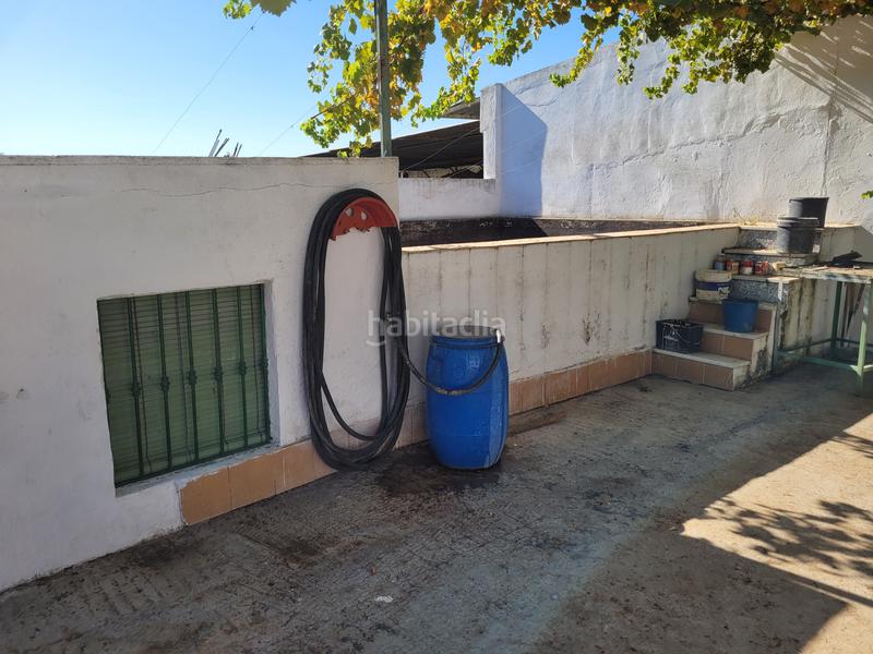 Foto aa2620eb-0d4e-4038-a350-5b38c0c7ac67. Finca rústica parcela con nave de 122m en Algaba (La)