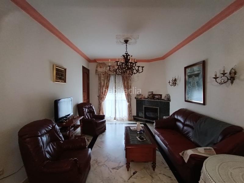 Foto d8545f0d-f18d-4e24-a5bd-ae818e073b6a. Casa  en la algaba en Algaba (La)