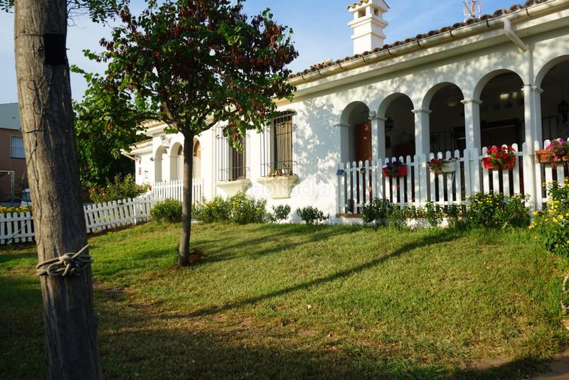 Foto 013da163-720e-40f4-8147-19a50868c331. Chalet mit kamin parking pool in Onda