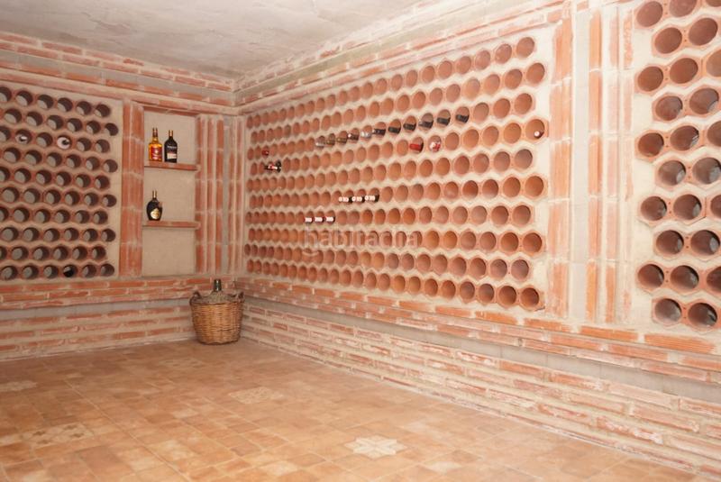 Foto e6612089-aaeb-41fb-aca8-f9cffb78a145. Chalet mit kamin parking pool in Onda