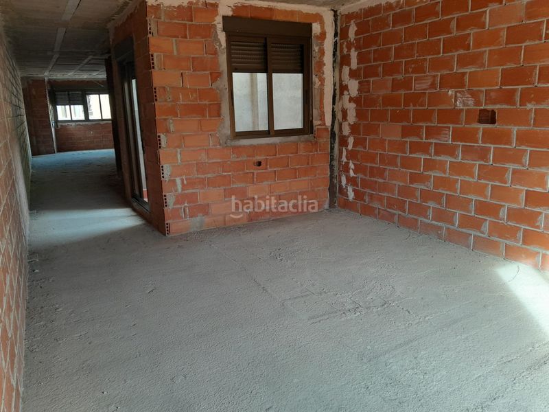Foto 89a15b08-b013-4fdf-9e8a-efdcf11621e8. Casa adosada casa en venta en vila-real a medio construir en Villarreal / Vila - real