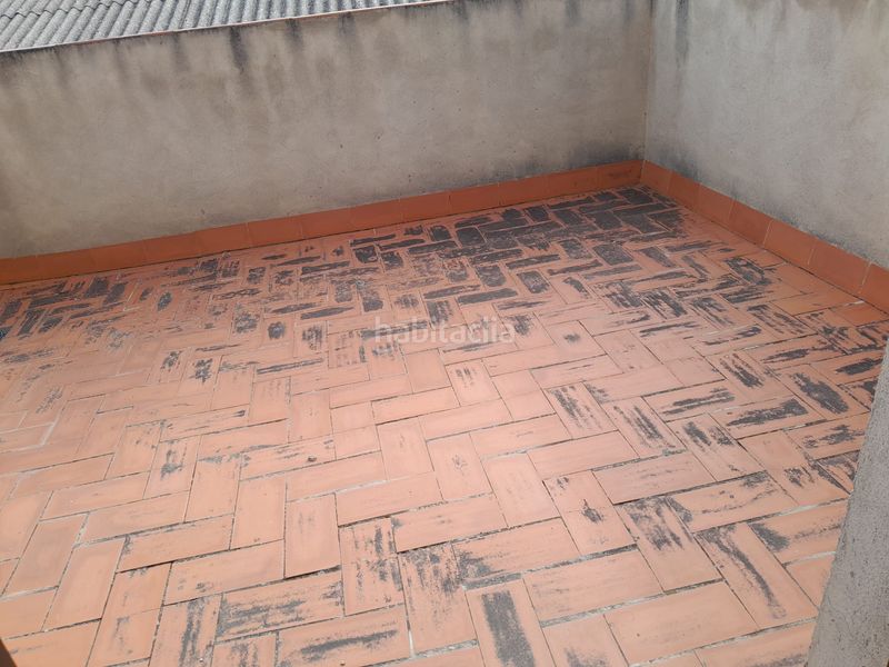 Foto e57dd527-7be4-4eb4-8c82-2d89b8d7dc00. Casa adosada casa en venta en vila-real a medio construir en Villarreal / Vila - real