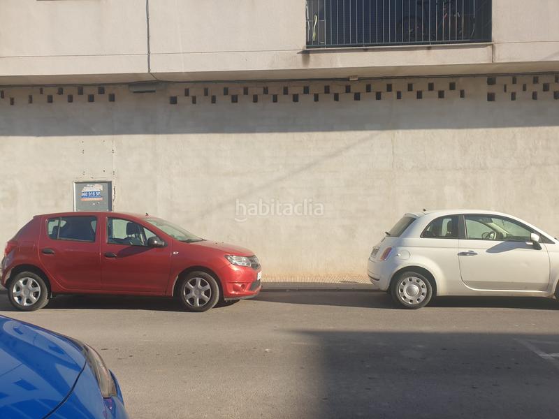 Foto 01c1e832-7e7a-4221-a0e3-2f173f93e1cf. Local comercial  esquinero con salida de humos en Moncofa