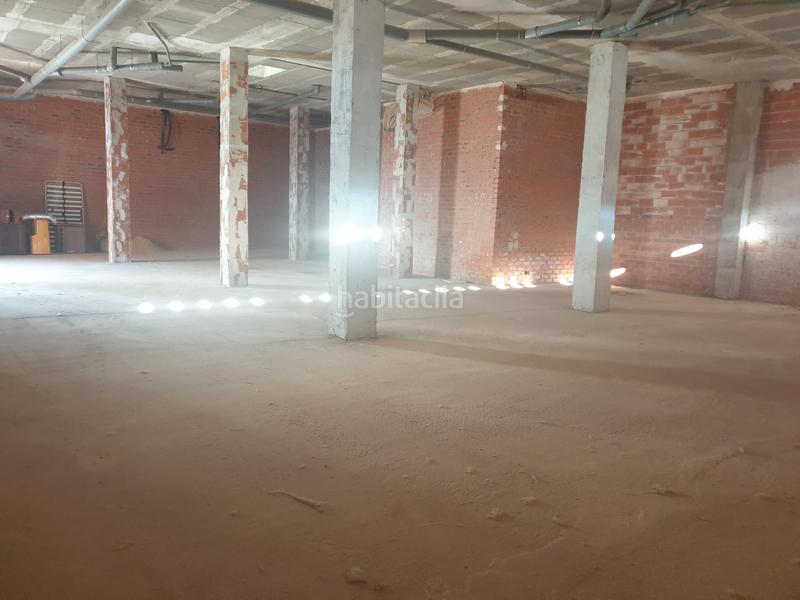 Foto 73e68f59-8220-46b4-8506-2769c928da12. Local comercial  esquinero con salida de humos en Moncofa