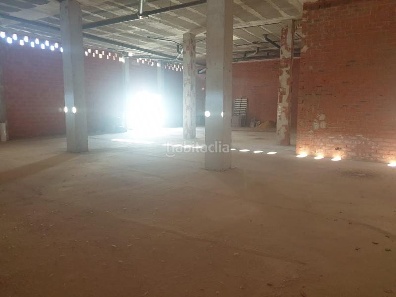 Foto dbd7ac32-455f-44b5-bfb3-8e0373591cdd. Local comercial  esquinero con salida de humos en Moncofa