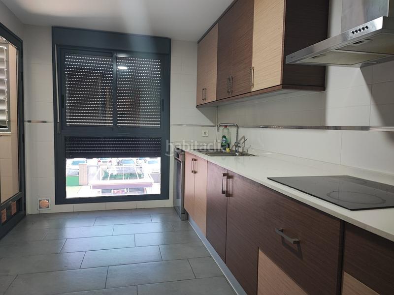 Foto 6ac98dde-2500-4353-a4d6-88c766d4a41a. Àtic amb calefacció aparcament a El Pilar Villarreal / Vila - real