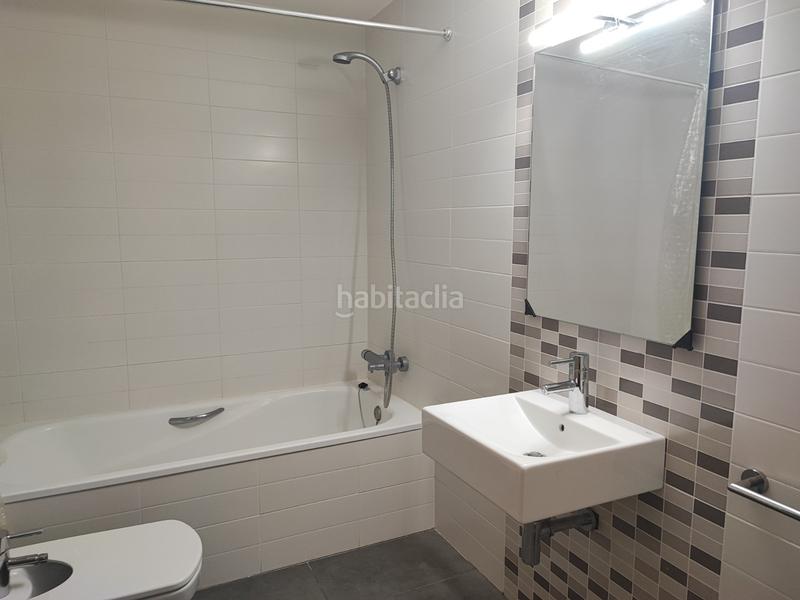 Foto c1576f24-78cd-44a8-be08-00515516cdc8. Àtic amb calefacció aparcament a El Pilar Villarreal / Vila - real