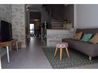 Casa en Baena. Casa obra nueva, patio, terraza 3 dor, amueblada..