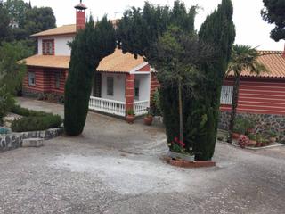 Xalet a Baena. Impresionante chalet con parcela de 1965 m2