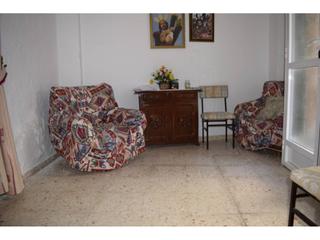 Casa a Baena. Casa en venta, 3 dor. patio y dos terrazas.