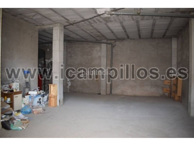 Foto c20660ce-69e4-42ba-9f68-852f22d818a1. Casa amb aparcament a Baena
