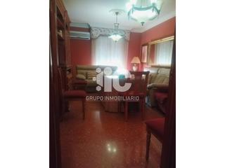 Piso en Baena. Piso 3 dorm, parking y trastero