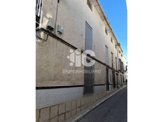 Haus in Baena. Gran casa, con grandisimo patio para reformar