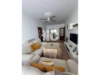 Pis a Baena. Piso 110m2 de 3 dormitorios en buena zona
