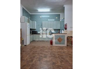 Terreno residencial en Baena. Chalet en baena cordoba