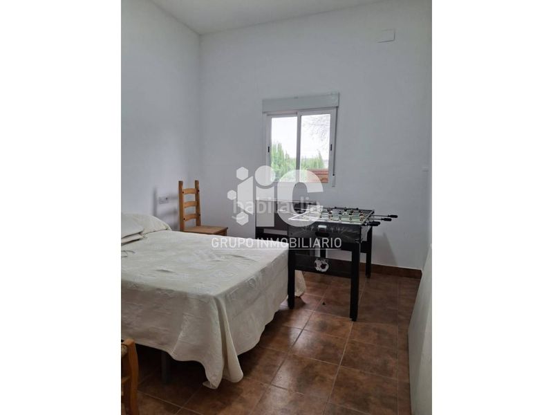 Foto a31b74ac-80cf-4944-8615-724afb1834bd. Terreny residencial a Baena