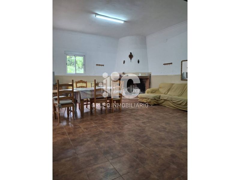 Foto f8f3b90a-0d37-46bd-b931-2d15efccd096. Terreny residencial a Baena