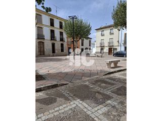 Casa a Priego de Córdoba. Casa en zamoranos, con patio enorme