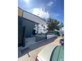 Industrial building  Calle camino del juncal. Nave industrial en zona juncal  105m2  ii oportunidad