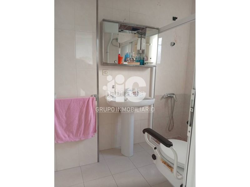 Foto 13d6d351-f9aa-4fc4-9eff-a8643fa185bd. Casa amb aparcament a Baena