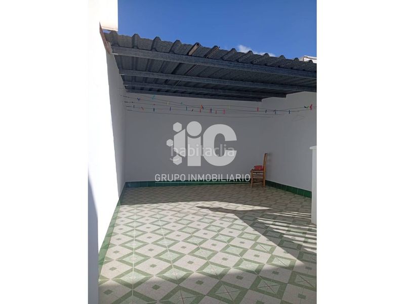 Foto 593fc957-004b-41c3-9745-1e87cd093810. Casa amb aparcament a Baena