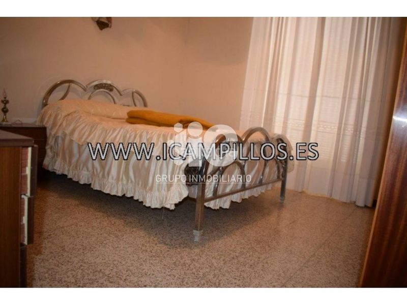 Foto 670809e6-dd14-40ea-b47e-e13fc25befc2. Casa a Baena