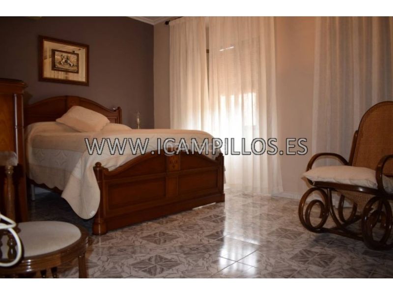 Foto a2a944da-c975-4dc8-a78e-6cad30ddd001. Casa a Baena