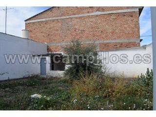 Terreno residenziale in Baena. Gran solar de 160m2  en esquina en la zona de los peones,
