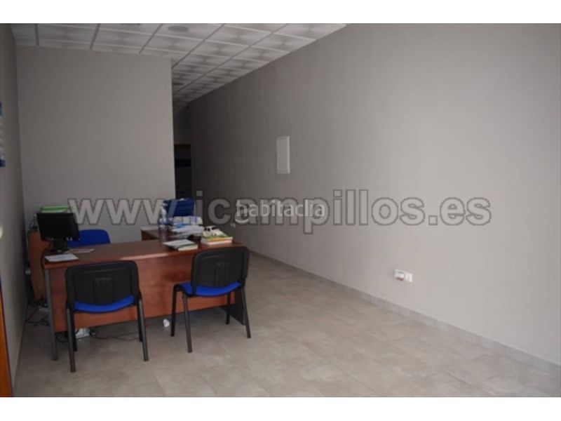 Foto 717ca729-4a78-4f60-8f3e-d0d44d8daa74. Local comercial a Baena