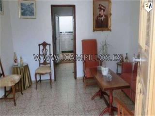 Haus in Priego de Córdoba. Casa en un pueblo de puertas abiertas. ideal para casa rural.