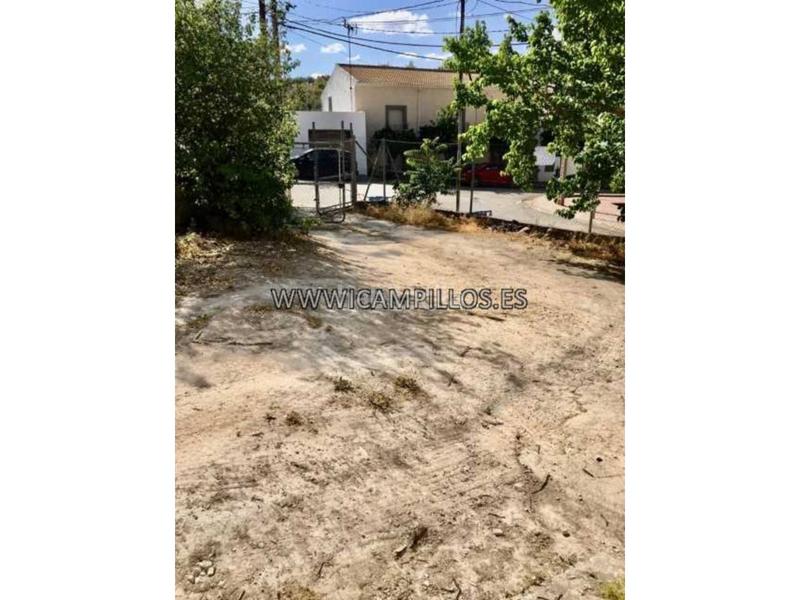 Foto cffc6a2d-7e69-458b-bfc9-5b03dcc1a815. Wohngrundstück in Priego de Córdoba