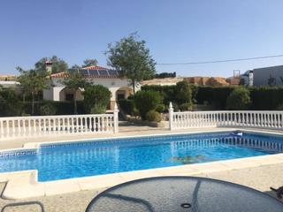 Chalet à Baena. Chalet cerca de baena