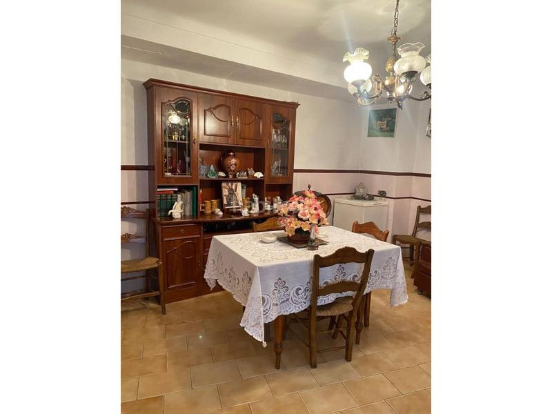 Foto 9cdf7a03-99b8-4bd0-aa94-76878fe96821. Casa in Castro del Río