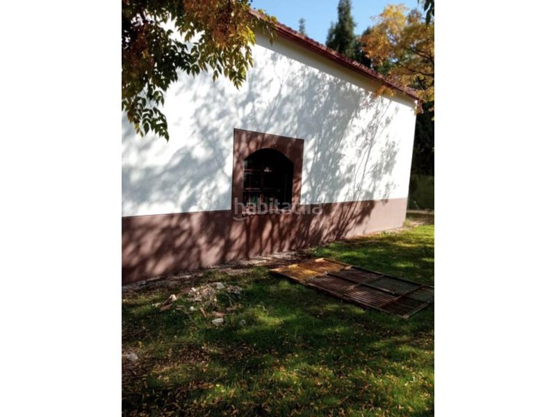 Foto edb58976-a2a1-4790-8acb-1bc49eabf24a. Masia a Baena