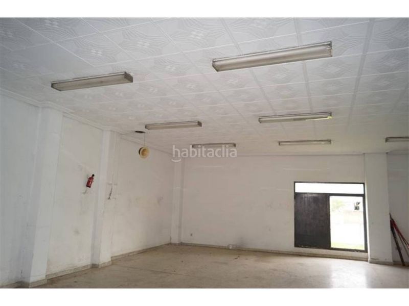 Foto 093ba133-4594-47ad-94d4-4da4617a8354. Local comercial a Baena