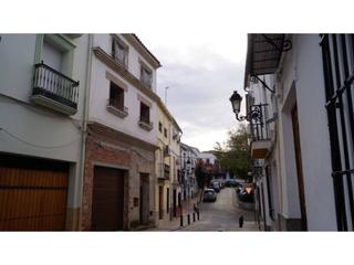 Casa a Baena. Casa de 200m2 3 dorm 3 baños  cochera