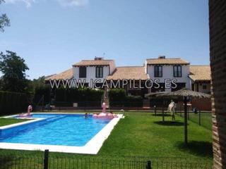 Xalet a Luque. Chalet 3 do.  calefacción  piscinacochera 2 coches. alquiler opc